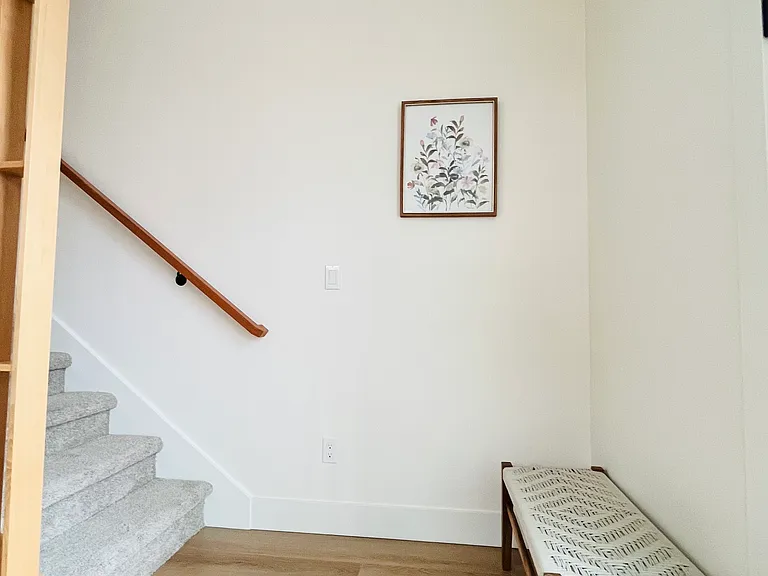 2832 SE Division St #2 — Photo 8