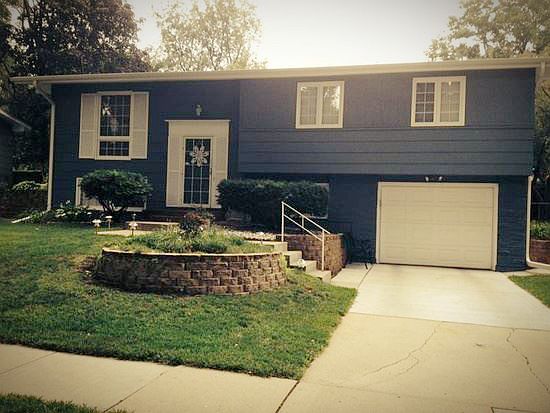 1st image of 520 W Broadview Dr