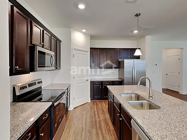 216 Rivulet Dr — Photo 3
