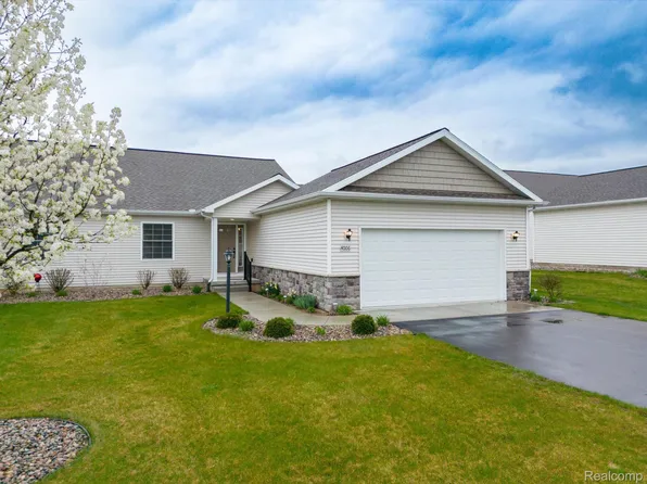 4006 Eastbridge Circle Rd, Stockbridge, MI 49285