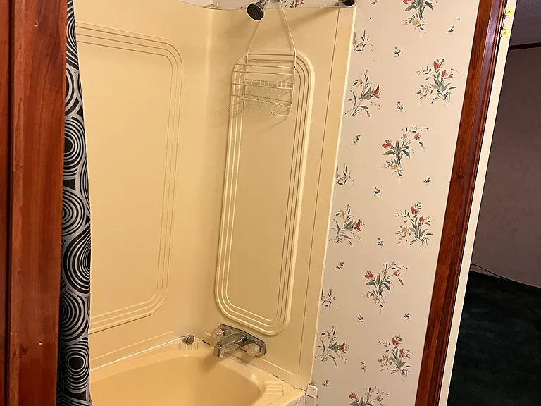 Jack and Jill bathroom between bedrooms #1 and #2!