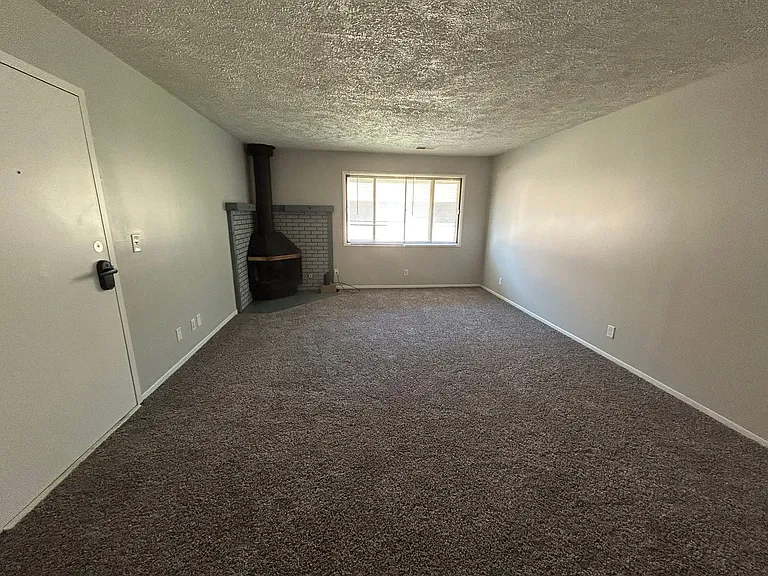 Briggs Point — Photo 113