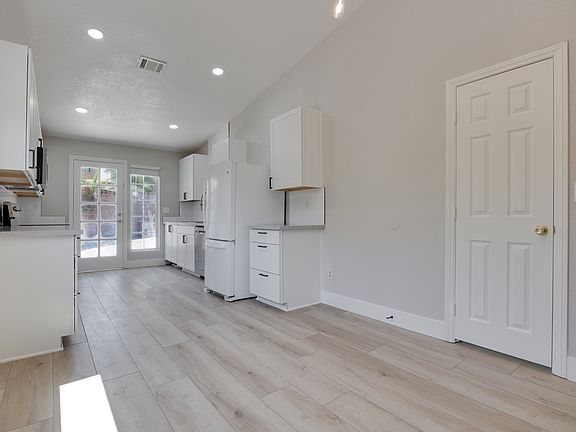 5th image of 8057 James Brandom Way