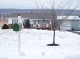 19 Fawn Ln, Newport, PA 17074