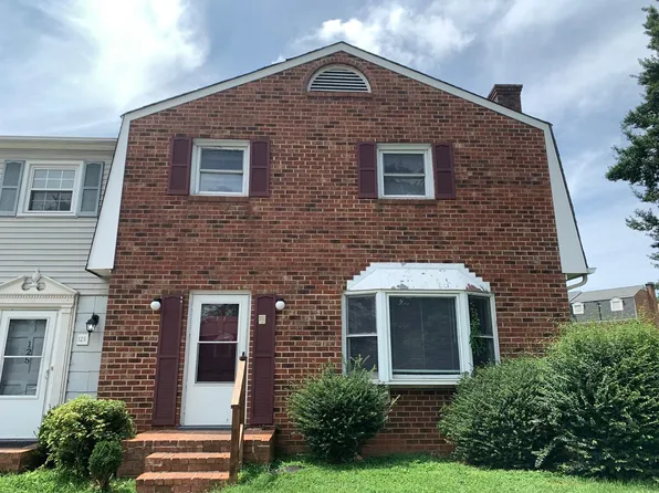 127 Holmes Cir, Lynchburg, VA 24501