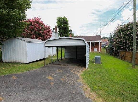 5th image of 7426 Wentworth Ave