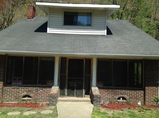 112 McCoy St, Evarts, KY 40828