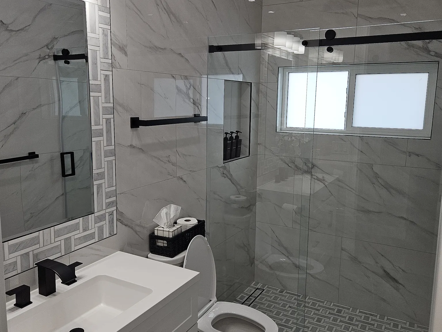 2 bed, 1500 sqft, $5,000 — Photo 4