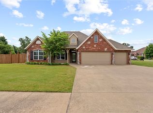 2001 SW Wildwood Ave, Bentonville, AR 72713