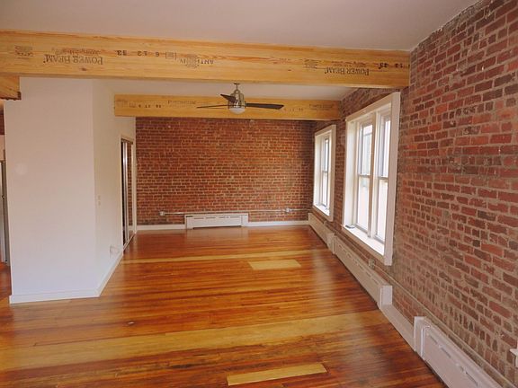 2nd image of 98 Washington St APT 1