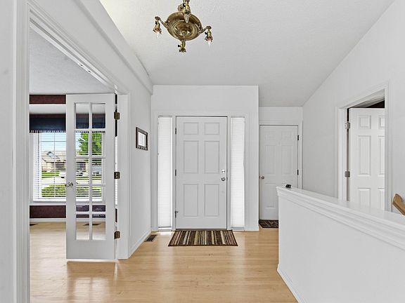 5th image of 5033 N Harborside Ct