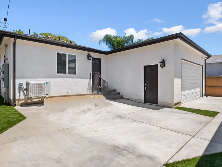 7913 Milton Ave — Photo 16