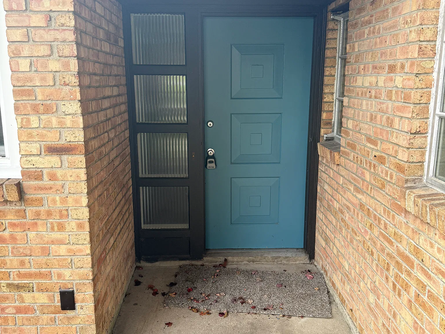 3 bed, 1636 sqft, $2,600 — Photo 3