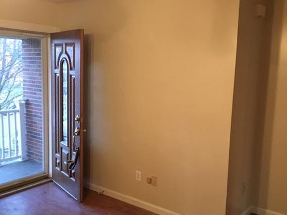 3rd image of 4614 Braves Ln
