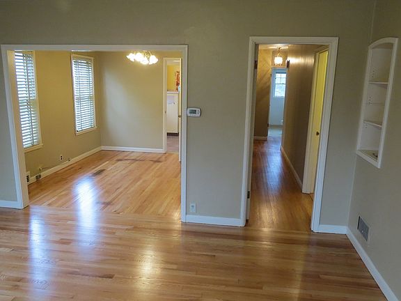 Dining room & Hallway