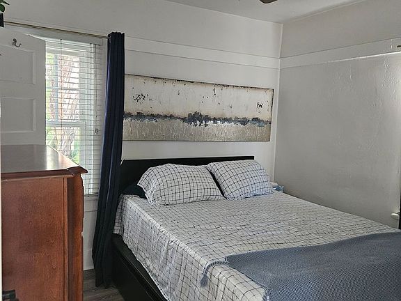 3rd image of 181 Orange Ave APT 4