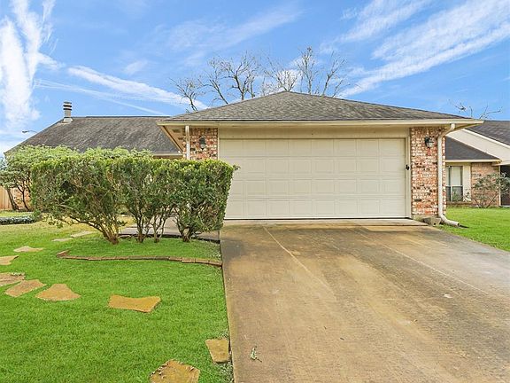 2nd image of 6934 Tara Dr