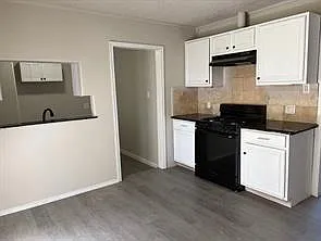 3 bed, 2.0 bath, 1170 sqft, $1,595 — Photo 2