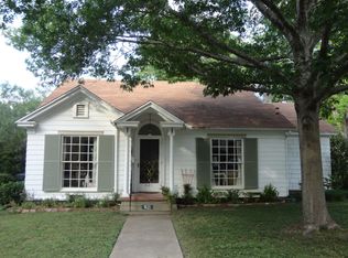 621 N 30th St, Waco, TX 76707