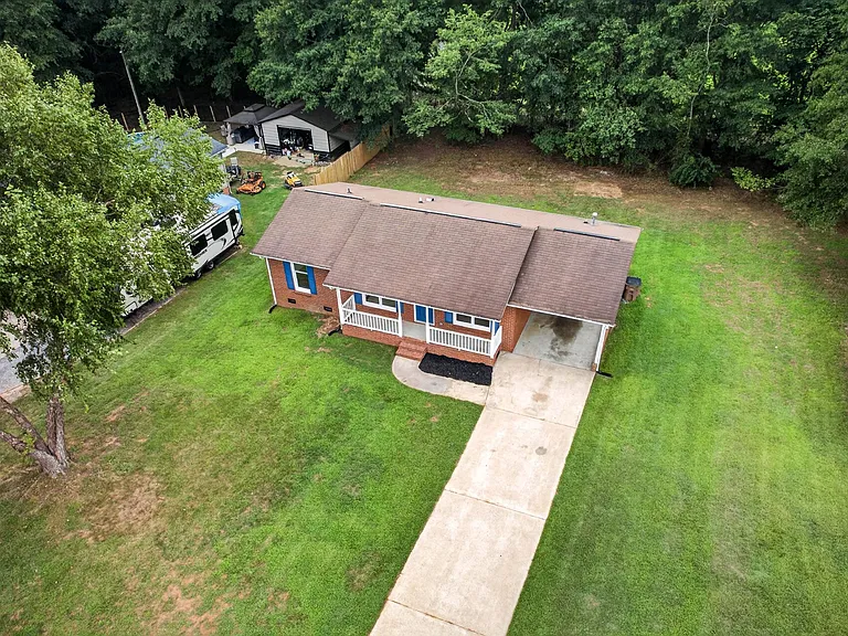 912 Kearney Dr — Photo 41