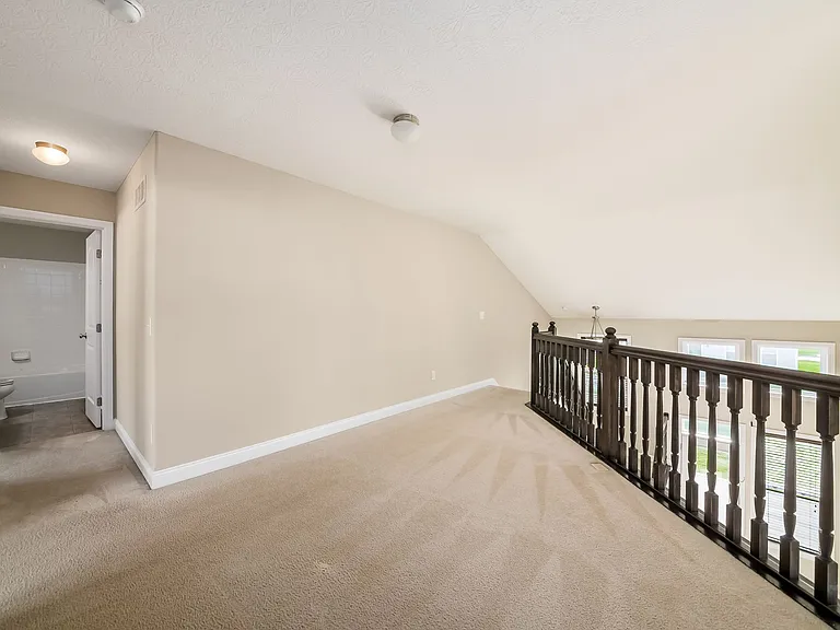 8865 Sweetshade Dr — Photo 33