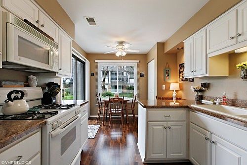 2nd image of 9143 Fairmont Ct