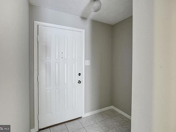 2nd image of 5613 Independence Cir