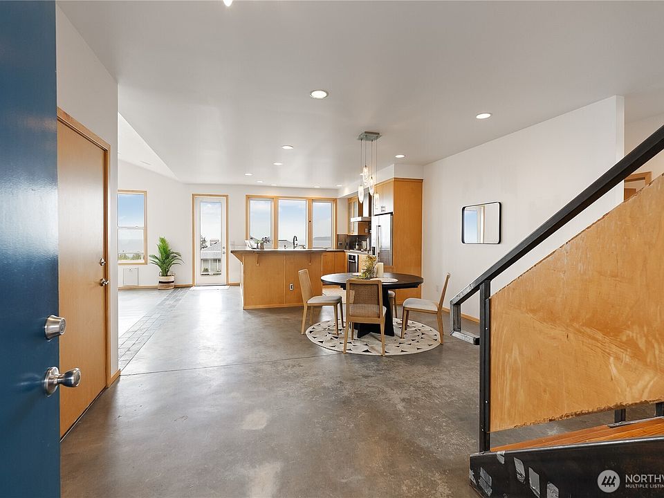 8745 Semiahmoo Drive, Blaine, WA 98230 | MLS #2512212 | Zillow