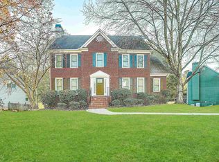 2070 Glenellen Dr NW, Kennesaw, GA 30152