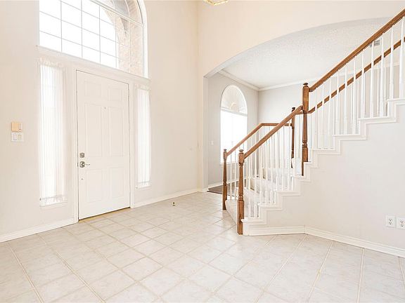 5th image of 4305 Jenkins Dr