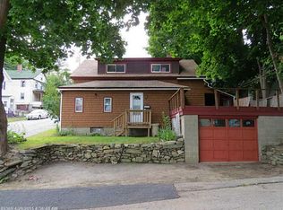 33 Oak St, Augusta, ME 04330