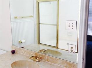 9670 Pinehurst Ln, Dallas, TX 75227