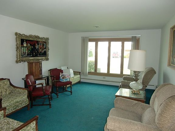 4th image of 10136 S Komensky Ave
