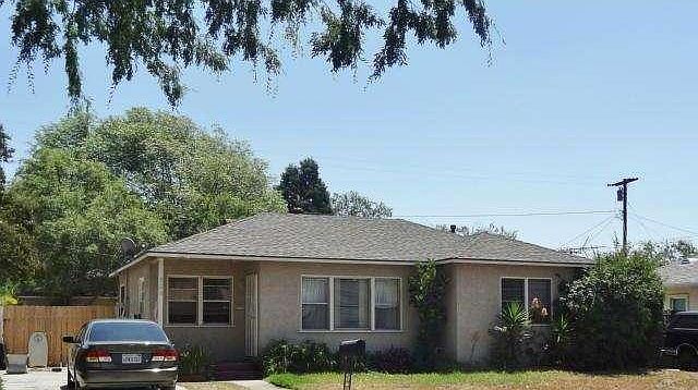 1st image of 826 N 10th Ave