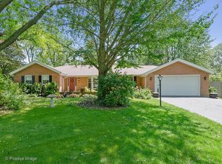 20W255 99th St, Lemont, IL 60439