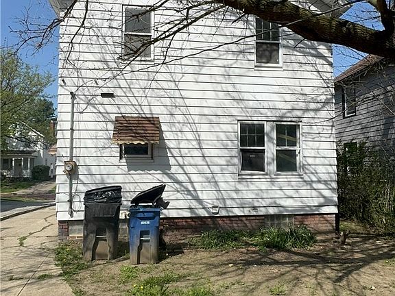 2nd image of 1075 E 177th St