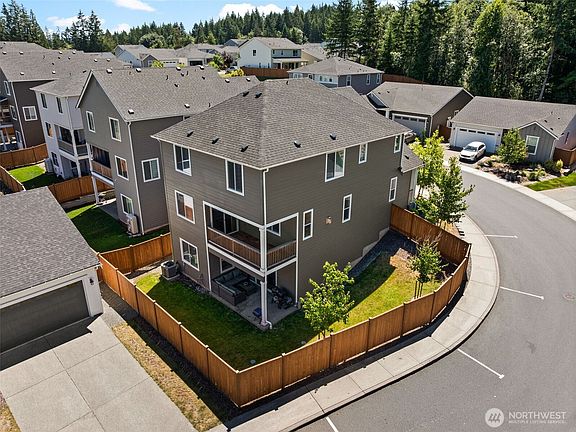 2nd image of 6571 Skipper Lane SE