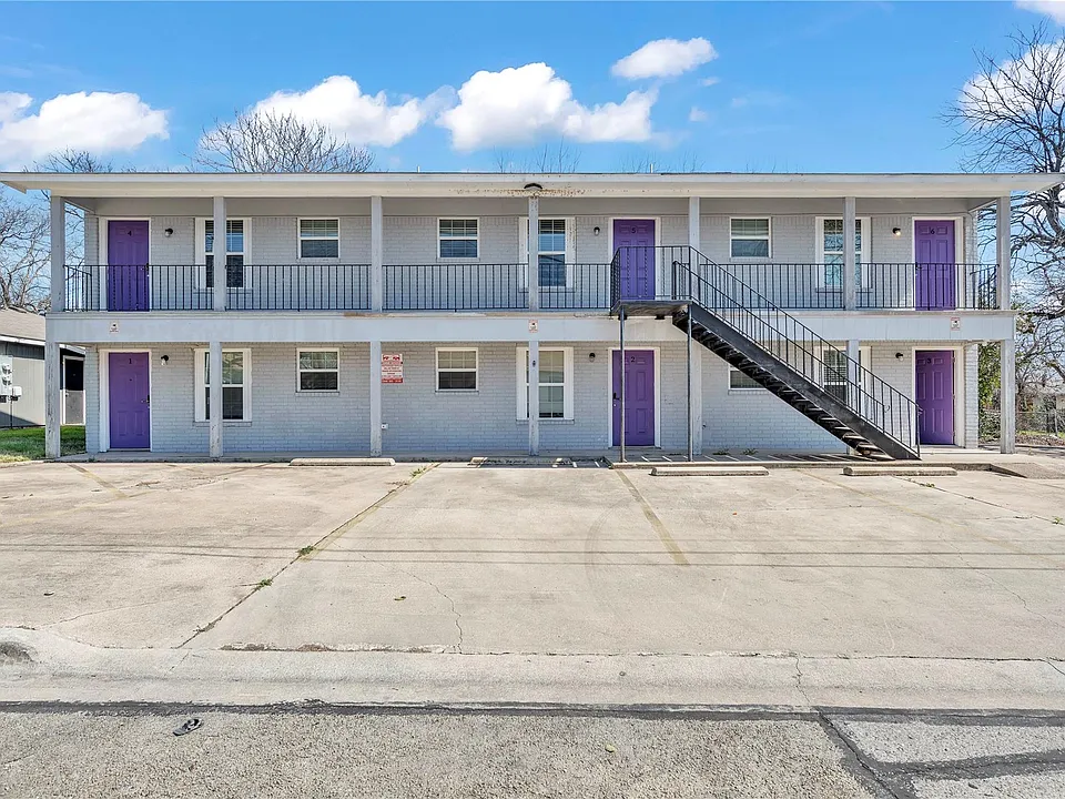 901 Parmer Ave #3