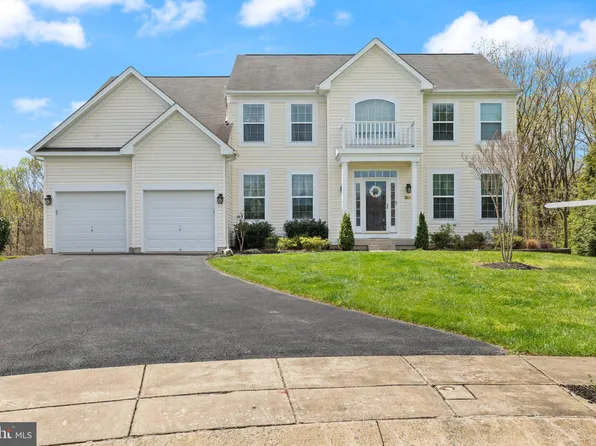 2689 Camel Ct, Manchester, MD 21102