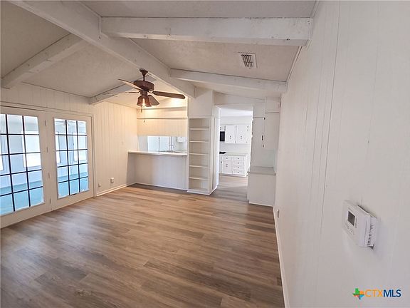 3rd image of 1500 Dallas St