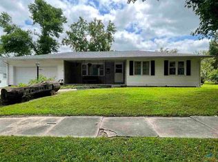 638 E 18th St, Sedalia, MO 65301