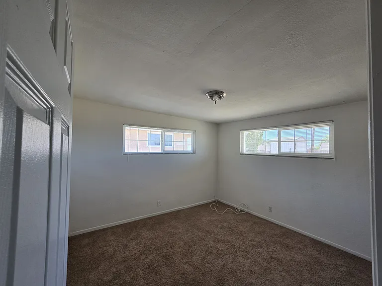 34568 Western Dr — Photo 12