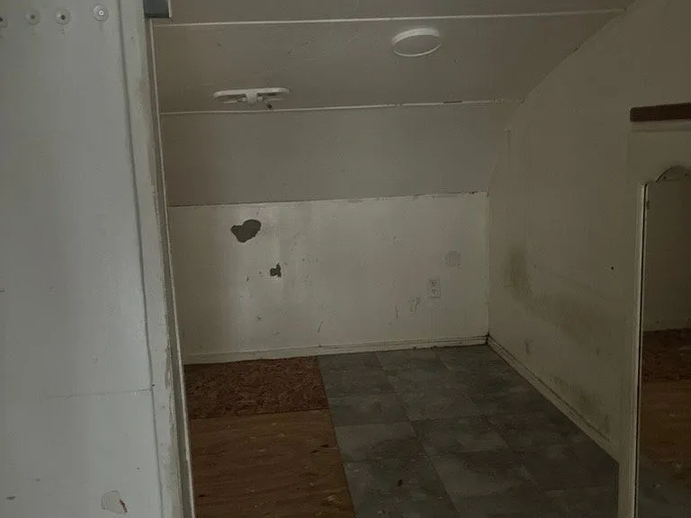27881 New York St #13B — Photo 8