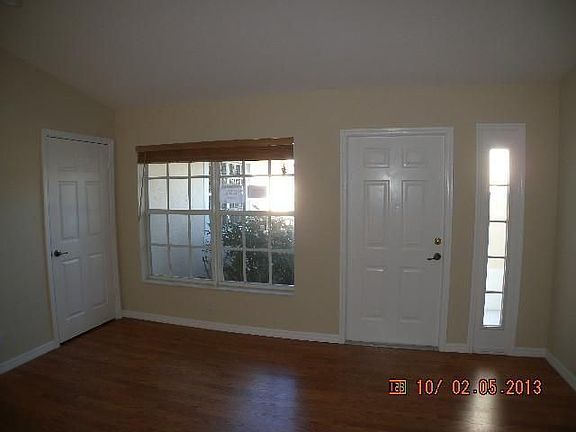 3rd image of 1582 SW Dycus Ave