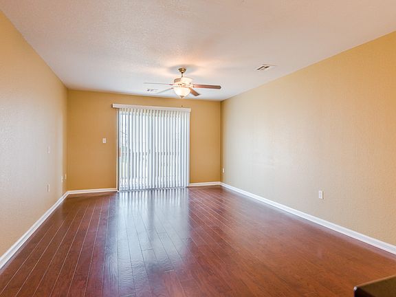 4th image of 1204 Christy Dr