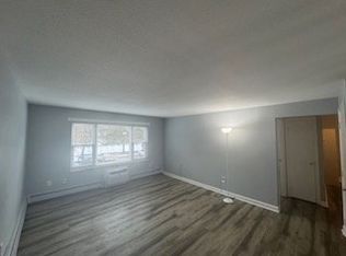 5 Colonial Dr #B5-6, Andover, MA 01810