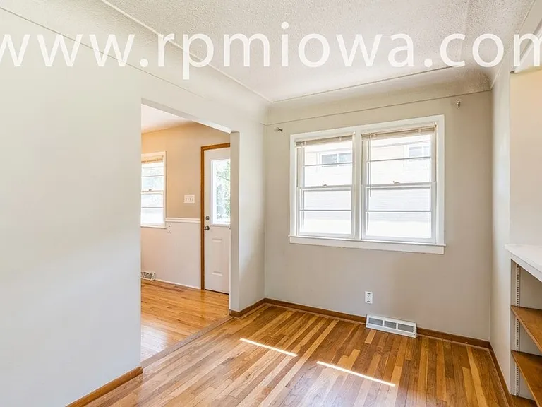 4127 Shawnee Ave — Photo 4