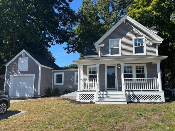 11 Tewksbury St, Andover, MA 01810