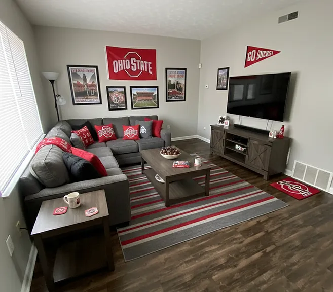 1492 Indianola Ave #7 — Photo 3