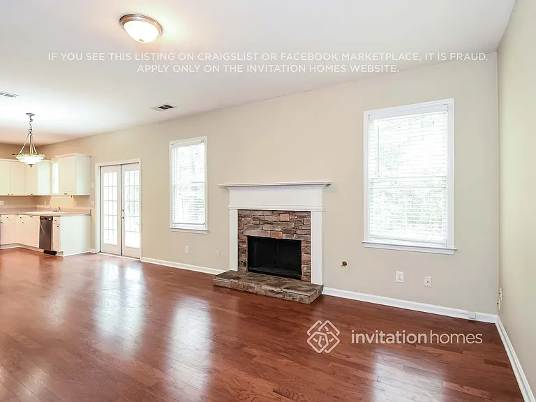 4007 Annandale Main NW — Photo 7